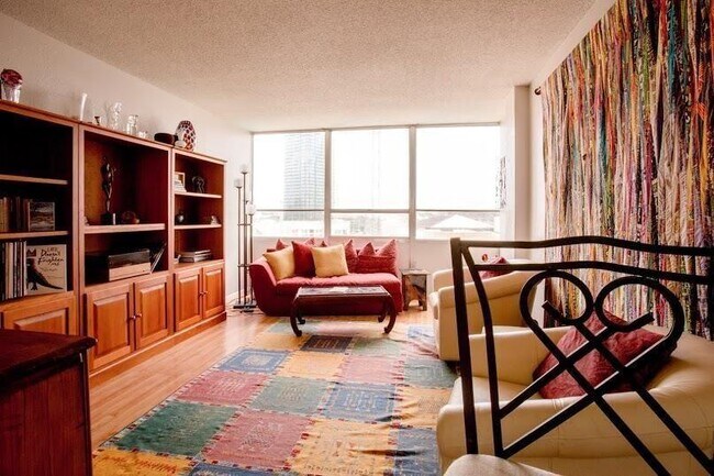 Building Photo - 1800 Lavaca St Unit A-709 Rental