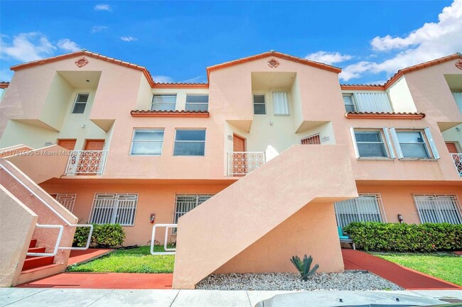 Building Photo - 1364 NW 24th Ave Unit 1364-1364 Rental