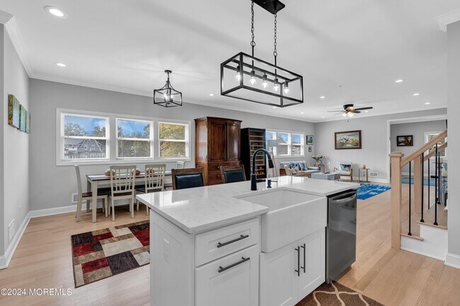 46 Hudson Ave