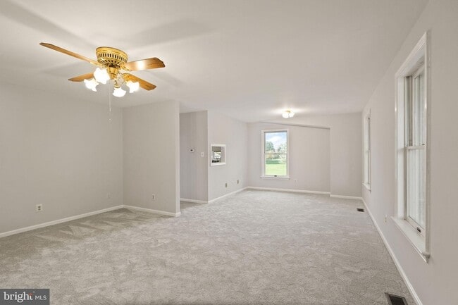 Photo - 318 Evergreen Mills Rd Rental