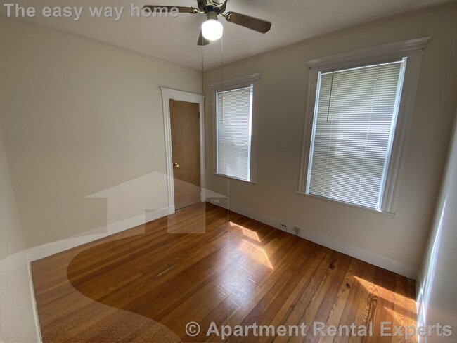 Photo - 59 Conwell Ave Unit #1
