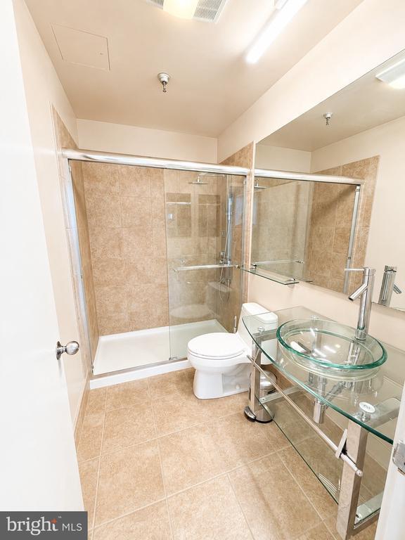 Photo - 3 N Christopher Columbus Blvd Unit PL224