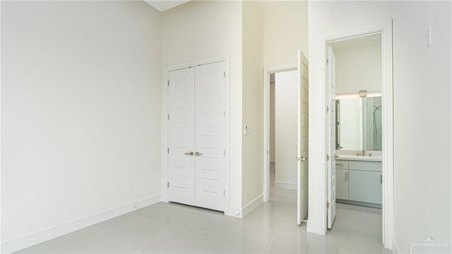 Photo - 19 Villa Centenario Dr