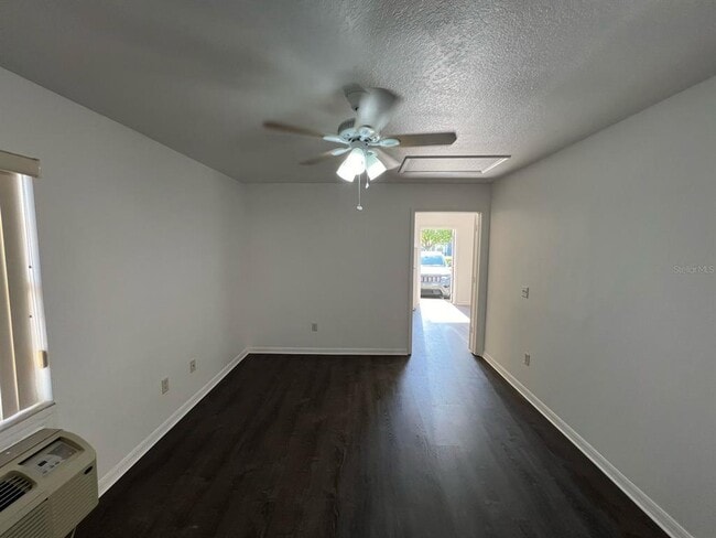 Photo - 833 Caribbean Dr