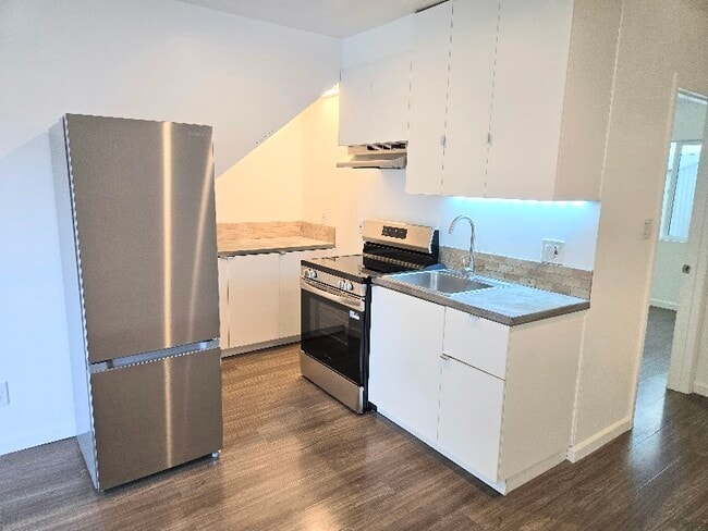 Photo - 3121 Larga Ave Unit 1