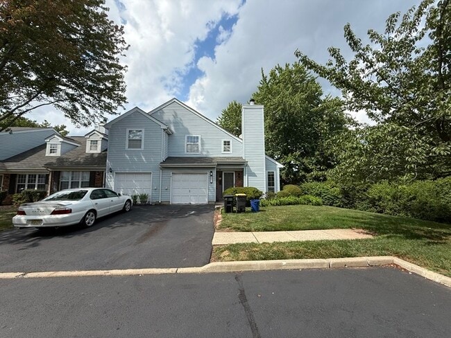 Photo - 271 Edgeware Ct Townhome