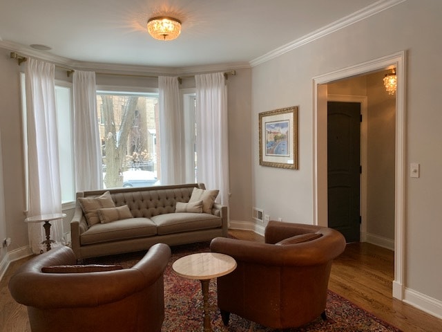 Building Photo - 1221 W Eddy St Unit 1