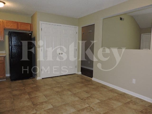 Photo - 2631 Parkview Dr