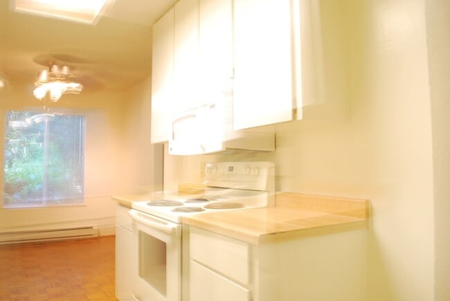 Photo - Cypress Point condo $2800- 2 bedroom 1 bath