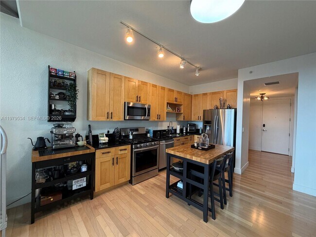 Photo - 150 E Robinson St Unit 205