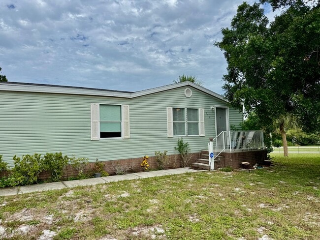 Building Photo - Spacious 2 bed/ 2 bath rental in Sebastian!