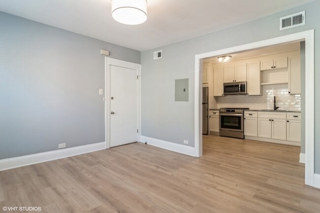 Photo - 3603 W Cullom Ave Unit 2W
