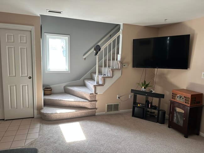 Photo - 24 Great Brook Rd