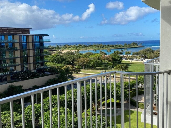 Photo - 2 BD / 2 BA Condo Right Across Ala Moana!