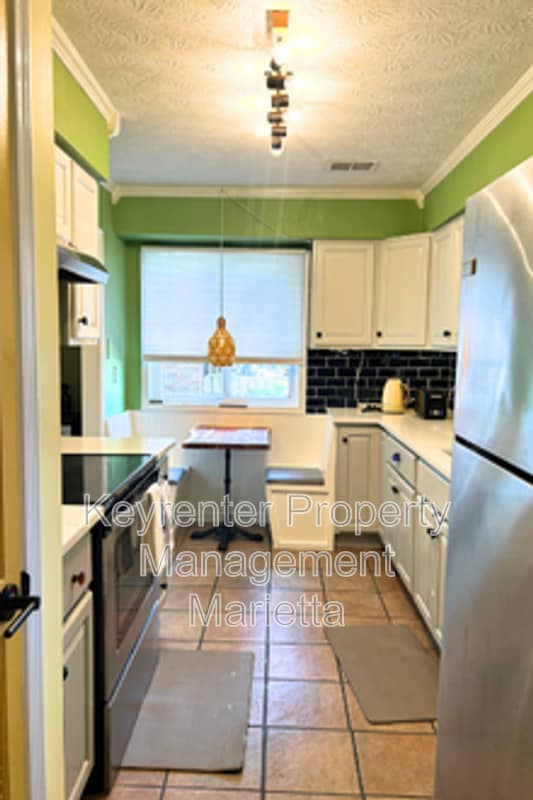 Photo - 2654 Stoney Creek Rd SE