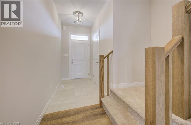 Photo - 109 Rivergreen Cres