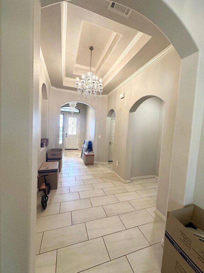 Photo - 4 Bedroom 2 Bathroom Property Ready to Rent!