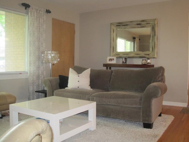 Photo - 4501 Grand Ave