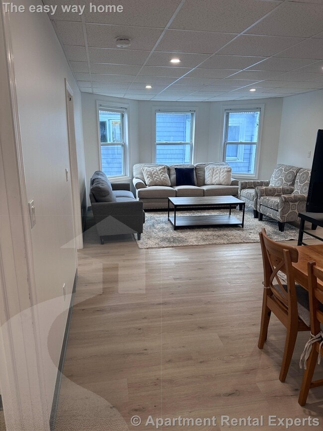 301-303 Boston Ave Unit #2