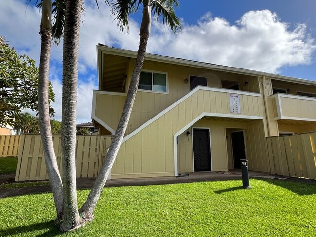Building Photo - Ihona (Waipahu/Waipio) - Upstairs 1 Bedroo... Rental