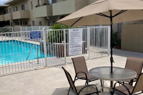 Shamrock Apartments - Shamrock Apartments