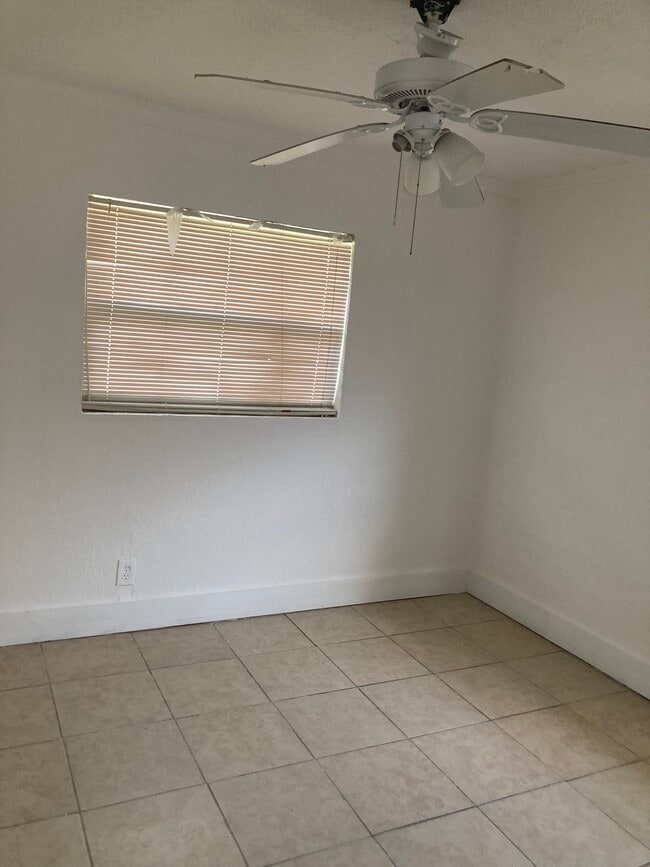 Photo - 416 Margie Ln