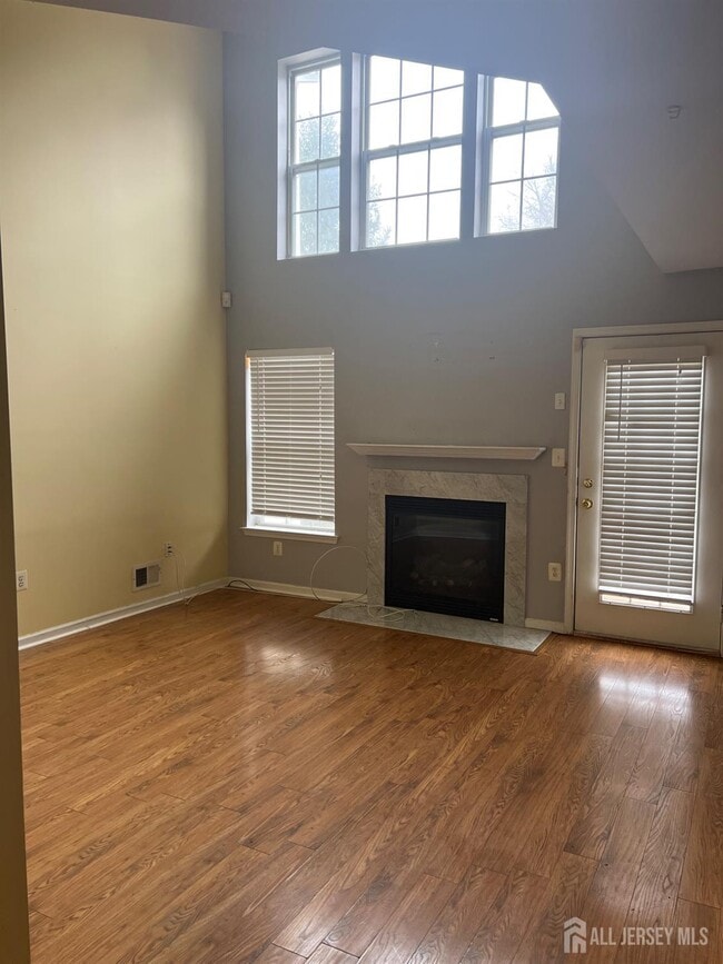 Photo - 131 Murray Dr