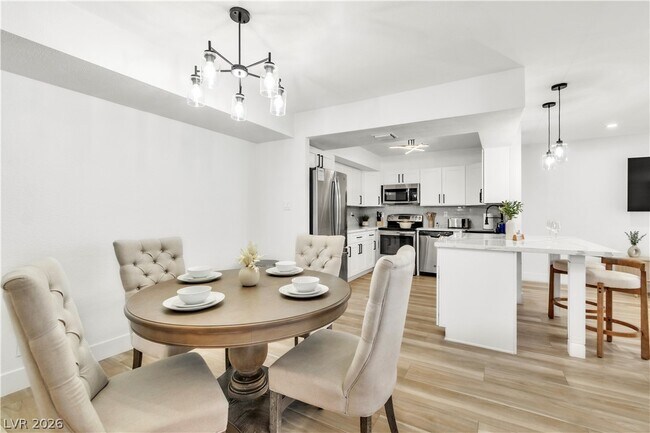 3930 University Center Dr Unit 101