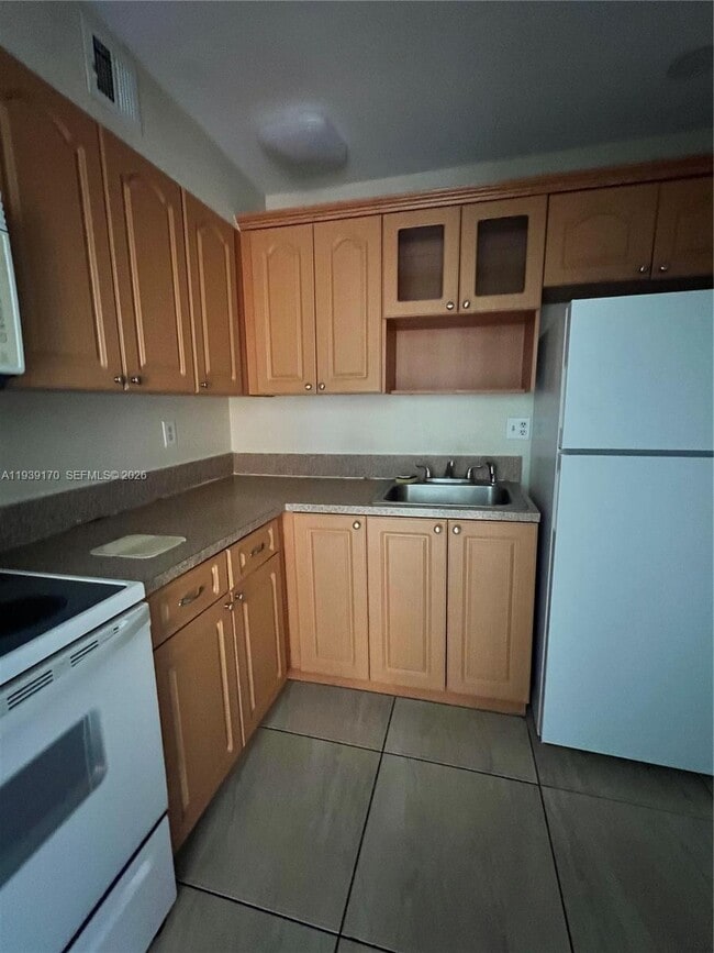 Photo - 9403 SW 76th St Unit Y38