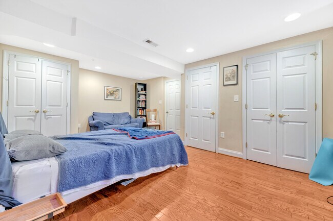 Photo - 1012 N St NW Unidad 1A