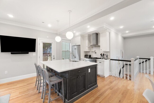 Photo - 20 Tufts St