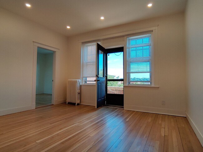 Photo - No Brokers Fee, Heat, Hot Water Included, Eat-in Kitchen, Laundry on a Site, Balcony, Parking for...