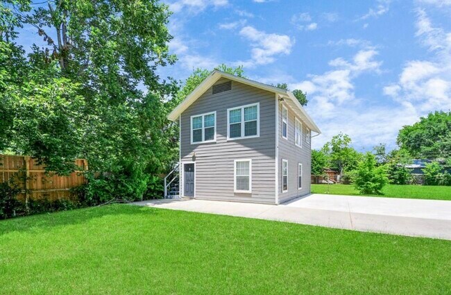 Photo - 7309 Moline St