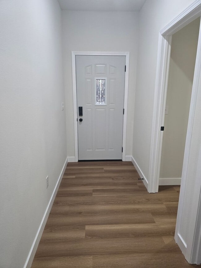 Photo - 3034-MF2-E5 Unidad A