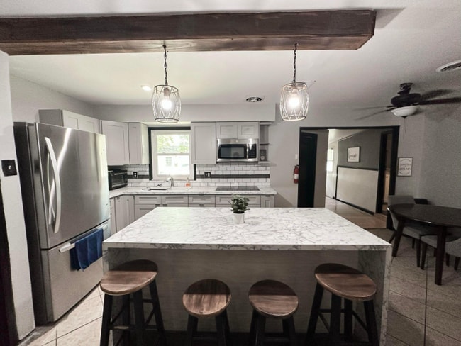 Photo - 6913 Cocos Dr