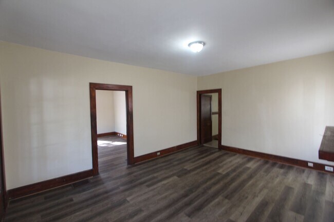 4724 Court R