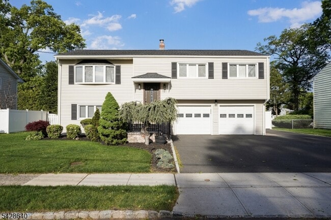 Photo - 151 Fulton St