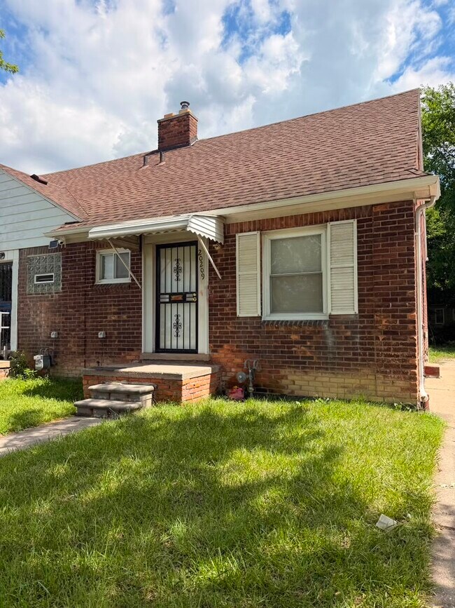 20209 Moross Rd