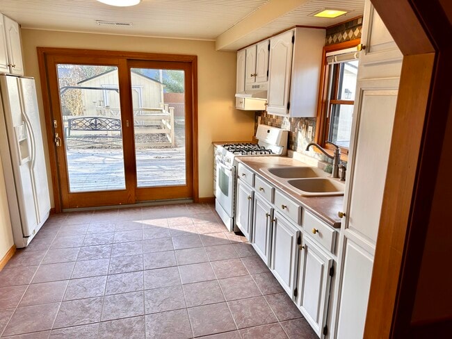 Photo - Rutledge Home