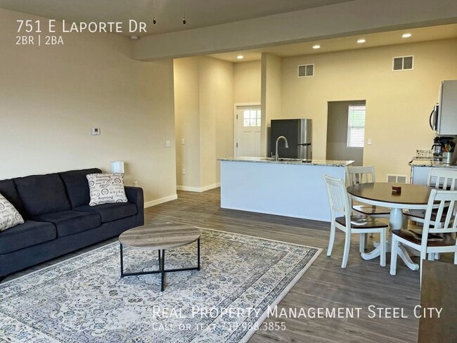 Photo - 751 E Laporte Dr