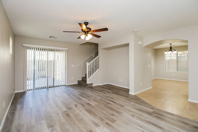 Photo - 2494 E Boston St