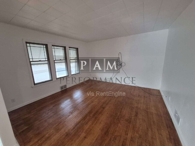 Photo - 1576 S Layton Blvd