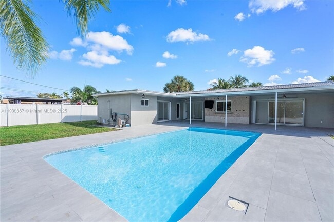 Photo - Hollywood Hills Single Family Home for Rent!