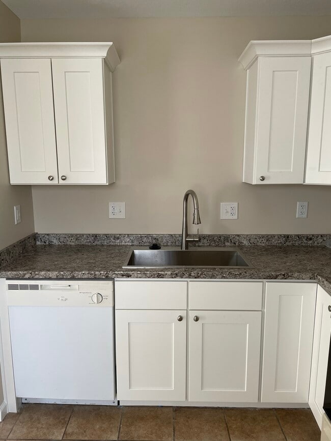 Photo - 706 N Jackson St Townhome