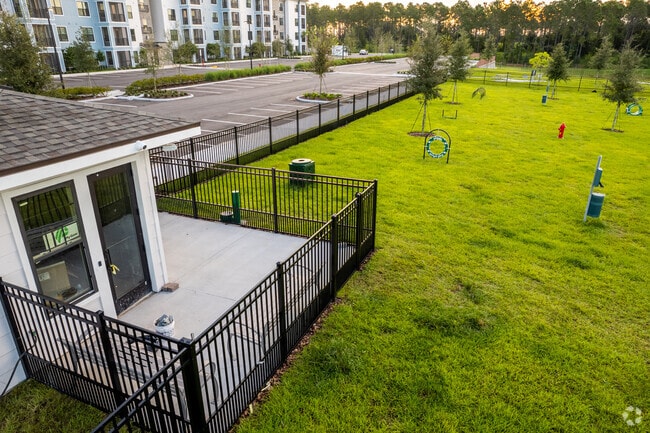 Dog Park - Vintage Horizon West
