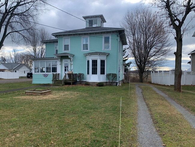 Building Photo - 1504 Ridge Rd Unit 3 Rental
