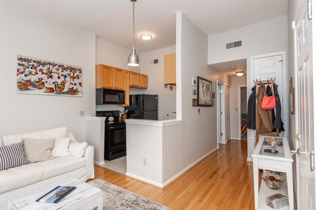 Photo - 2126 Fulton Ave Unit 3