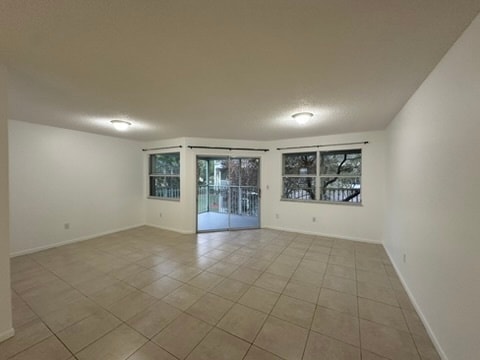 Photo - 2636 SE 20th Ct Unit 2636 SE 20th Ct