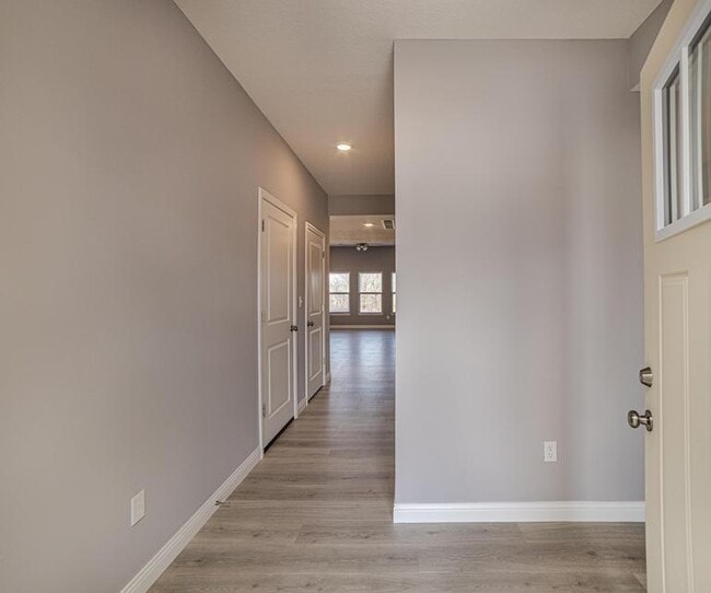 Photo - 3708 Parrot Ct