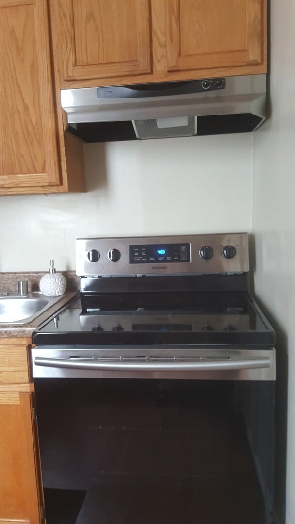 Photo - 360 S Broadway Park Unit B